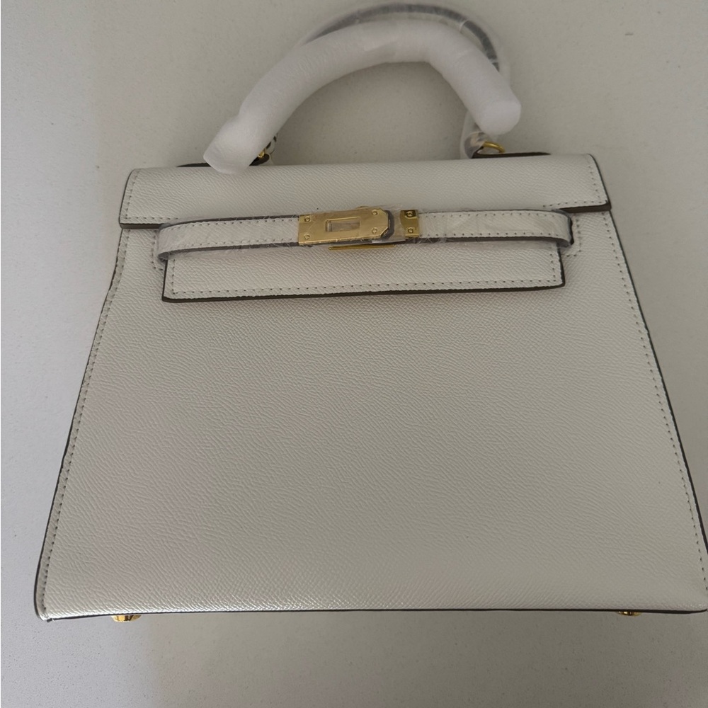 Cream Off-White Top-Handle Women's Bag with Gold Hardware 25cm